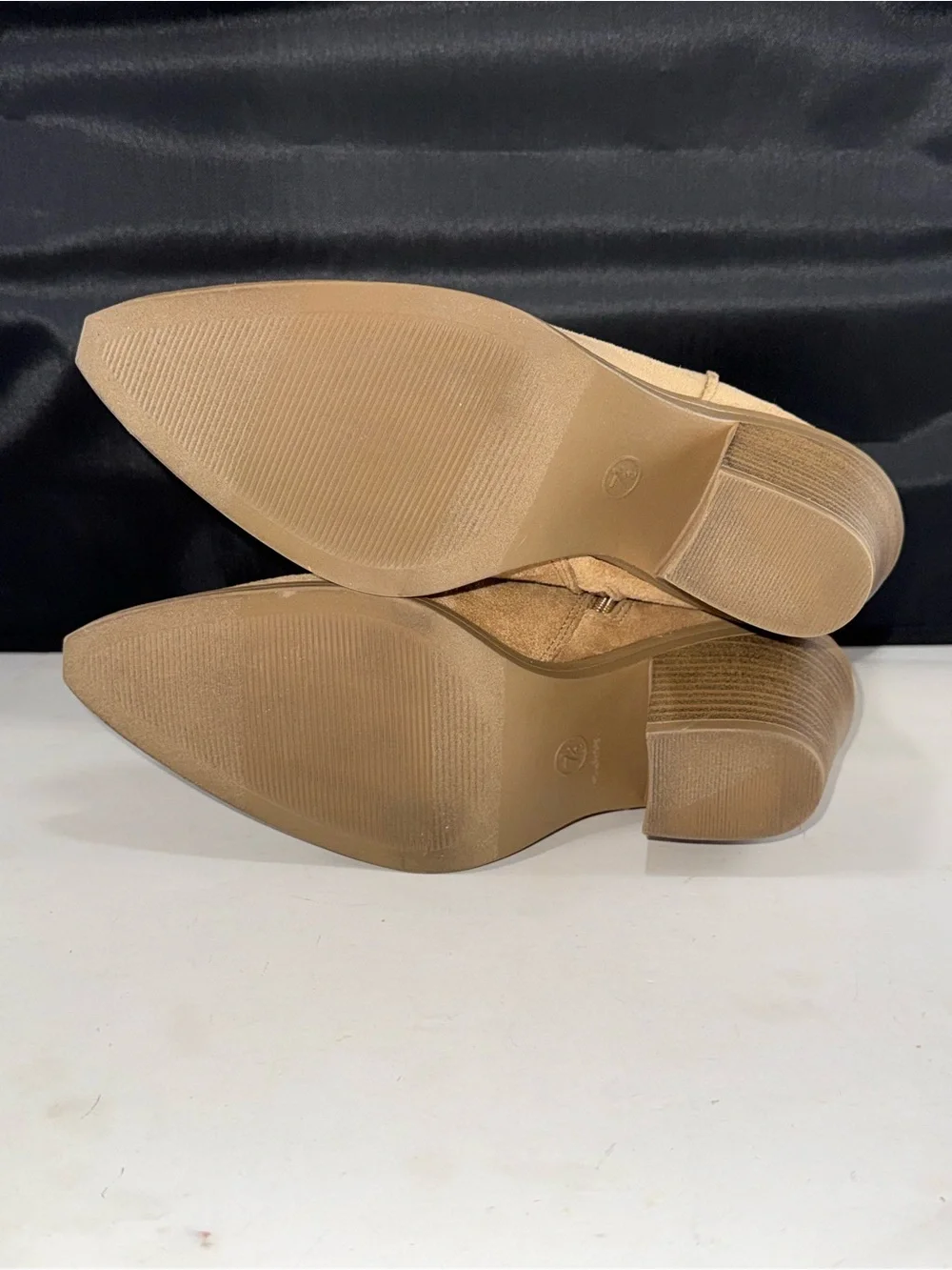Size 7.5 Universal Thread Tan Suede-Look  Pointed-Toe Western Booties 3” heel